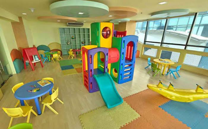 Family Staycation With Pool Manila Zewnętrze zdjęcie